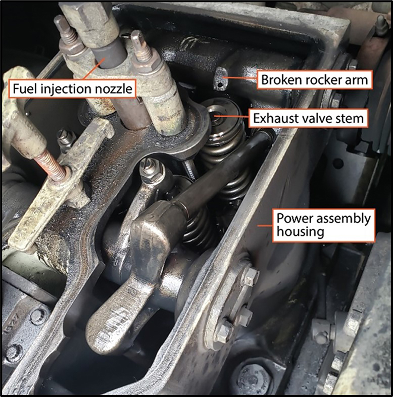 Broken rocker arm in the R8 power assembly on locomotive CP 9779 (Source: TSB)