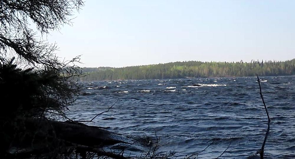 Eau agitée sur le lac Optic à 17 h 11 (Source : tierce partie, avec permission)