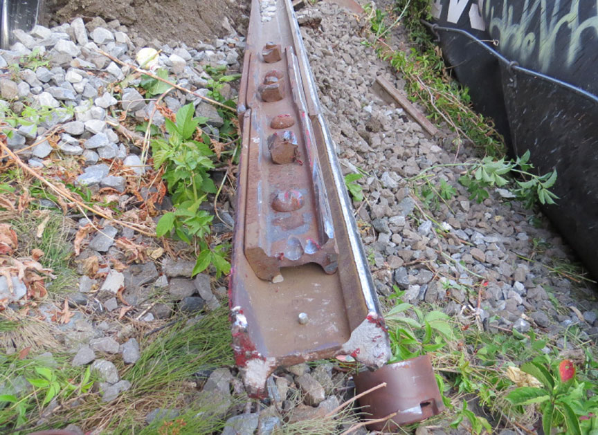 Rail rompu de la voie CC Long Siding