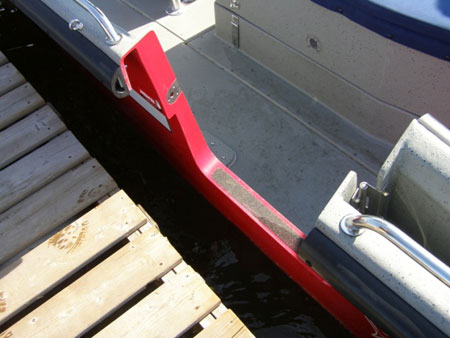 Porte latérale ouverte vers l'intérieur